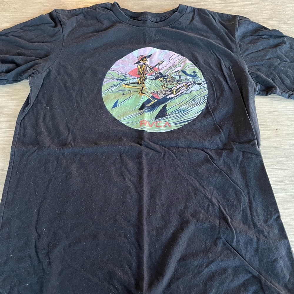 RVCA regular fit short sleeve t-shirt. Size medium
